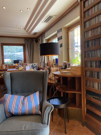 Gemütlich in der Standl Lounge