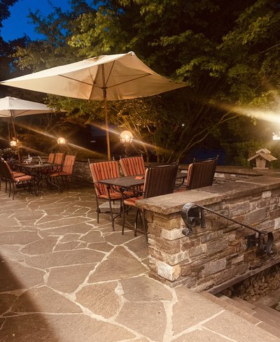 Gemütliche und Romatische Terrasse im Standlwirt Restaurant